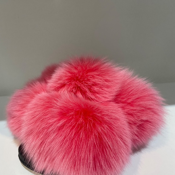 Women's Real Fox Furry Fur Slides, Open-Toe Cute Fur Sandals M3 - Picture 3 of 9
